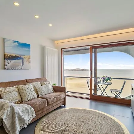 Huswell - With Great Sea View On Terrace Apartment *