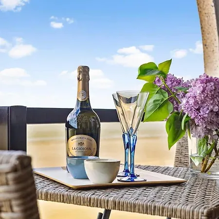 Casiola - With Great Sea View On Terrace דירה קנוקה-הייסט